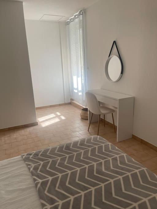 Appartement A 100 M De La Gare Port-de-Bouc Extérieur photo
